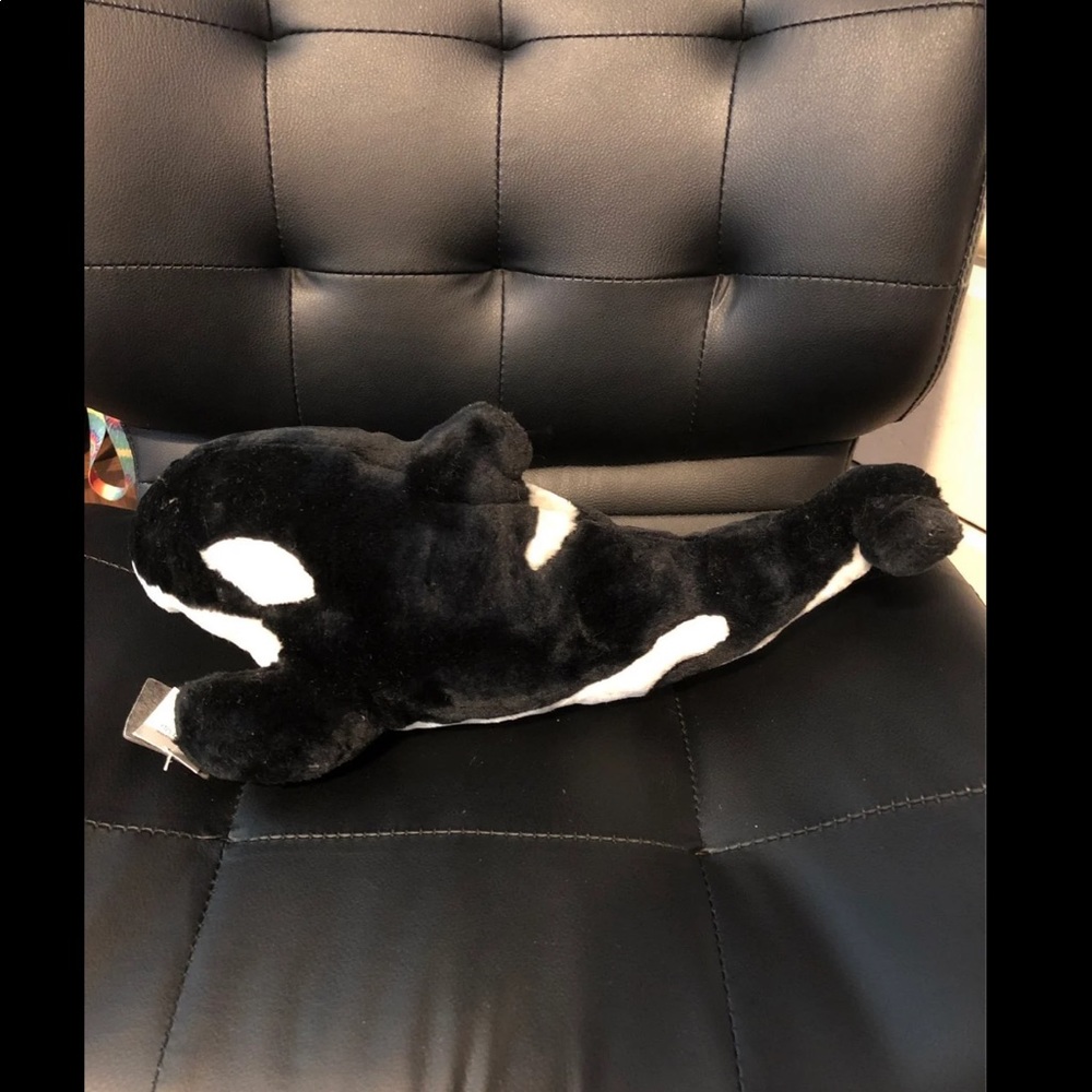 SeaWorld Orca Shamu Plushie!